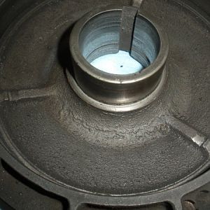 Stationary vari-disc pulley after the brake bearing cap has been removed.