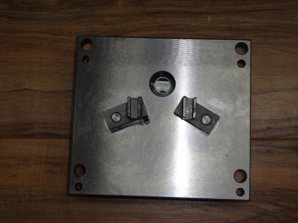 Cover Plate With Shift Forks