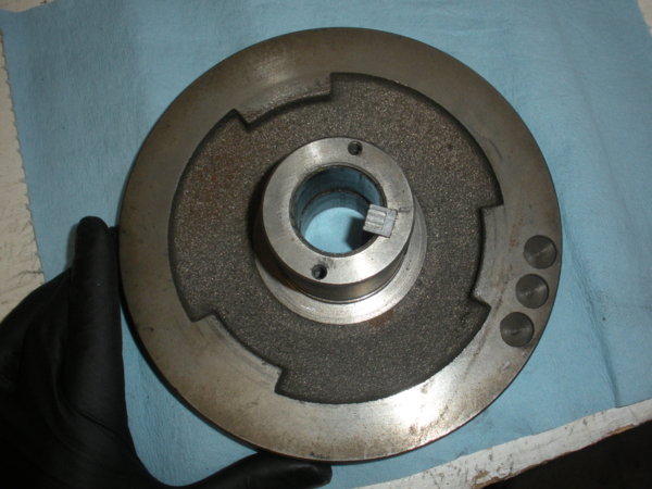 Motor pulley vari-disc with old key still installed.