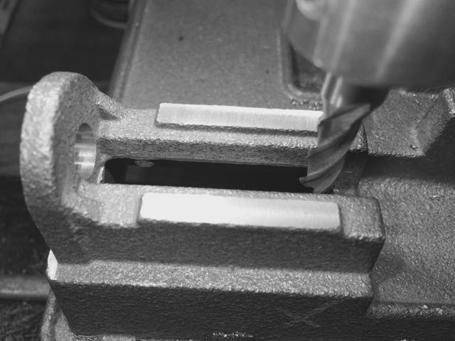 Milling the top of the crosshead way rails.jpg