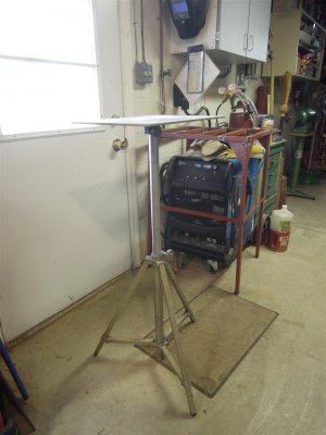 22 Adjustable welding table in high position (Large).JPG