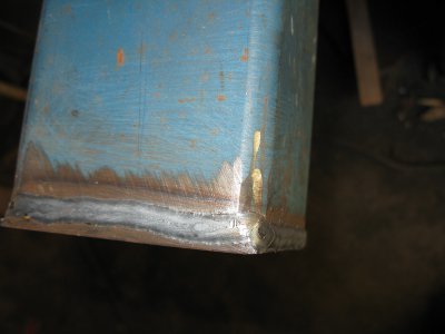 4. Welded a plate at end of support SHS IMG_0609.jpg