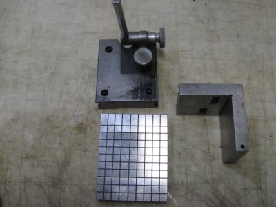 Sufface Gage & Angle Plate Base Inverted.JPG