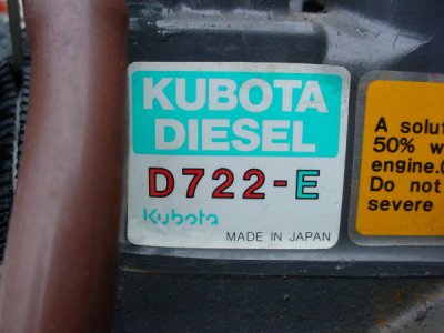 Kubota D722-E Engine.jpg