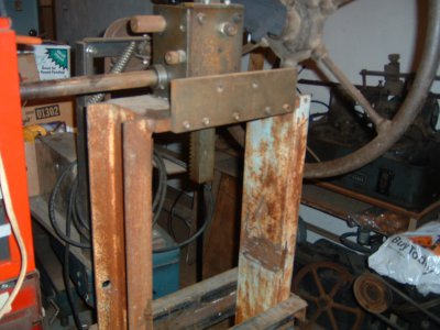 Dave's homemade press (1).JPG