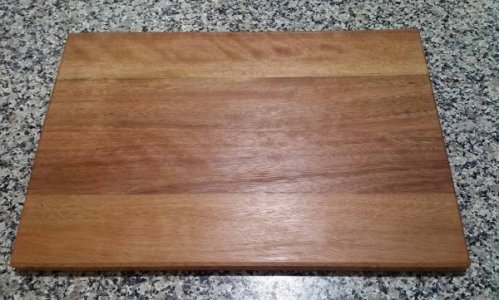 30. Iron Bark cutting board 20160822_092119.jpg