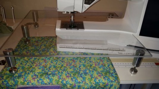 Sewing Machine Table.jpg