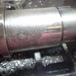 Heavy 10 CI bearing spindle