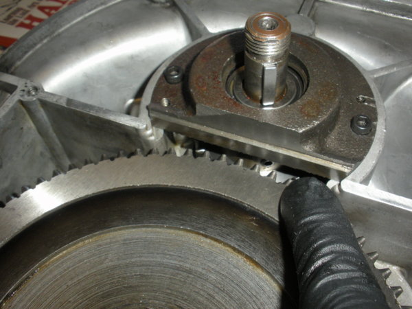 Pack the grease into the pinion gear cavity. Fill it!