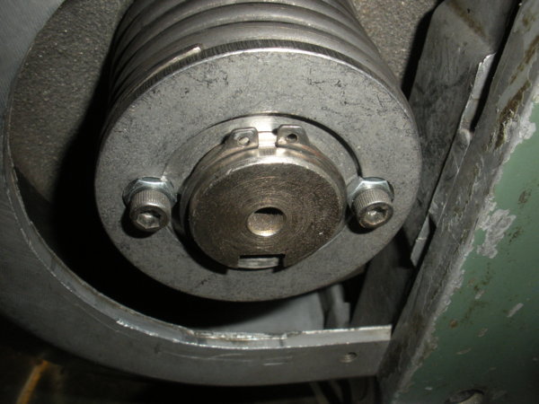 view of the motor shaft installed through the variable disk assembly Held in place with a snap ring.